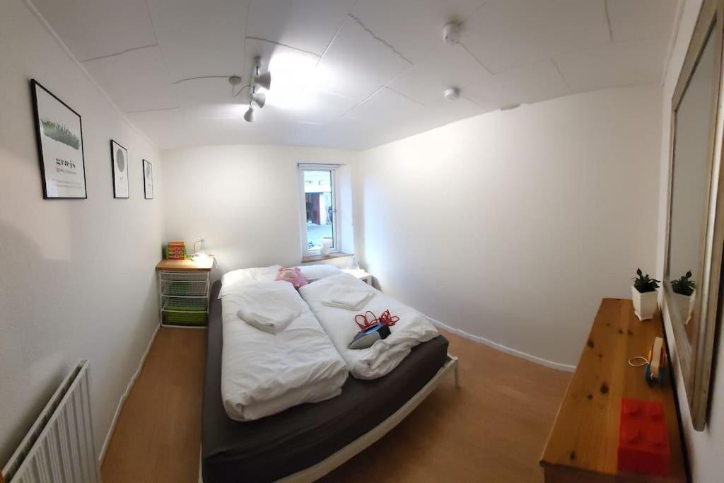 Family Friendly Apt B, 900M To Lego House, Parking, Legoland, Lalandia 빌룬드 외부 사진